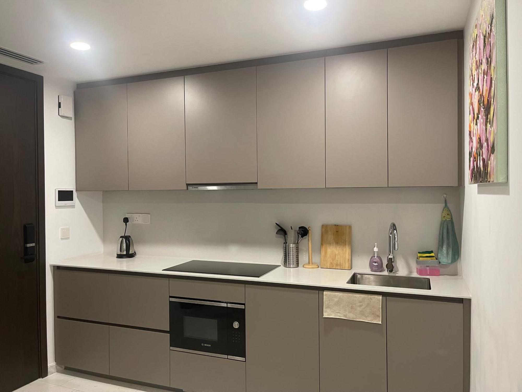 Eaton By Luxury *