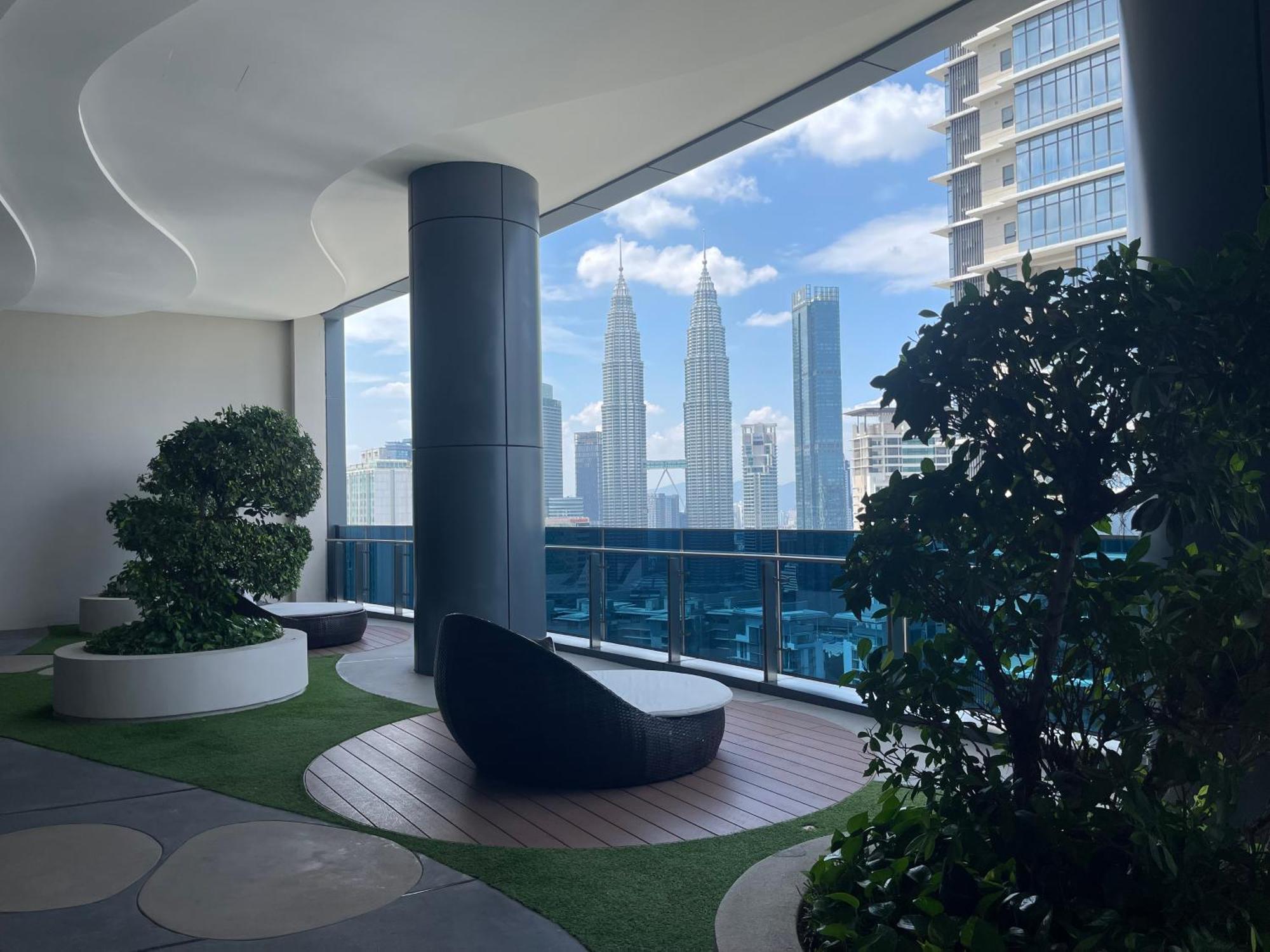 Eaton By Luxury Pangsapuri